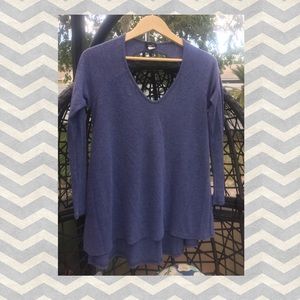 🔴2/$10 Long sleeve open back waffle tunic with v neck by Rue 21